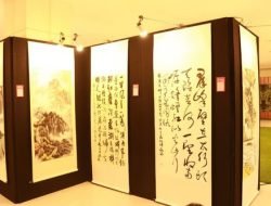 Rayakan 75 Tahun Persahabatan Indonesia-Tiongkok, Mall@Alam Sutera Hadirkan Pameran Lukisan dan Kaligrafi