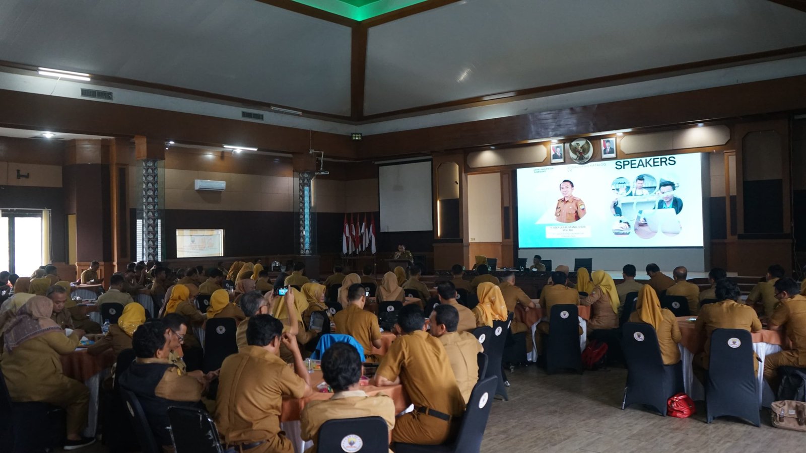 Katalog Elektronik V6