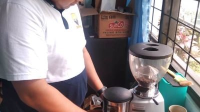 Buka Peluang Kerja, Puluhan Anak Muda Sumedang Ikuti Pelatihan Barista