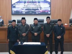 DPRD Sumedang Sahkan Perda Kepariwisataan dan Kearsipan