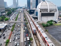 Lampaui Target, LRT Jabodebek Layani 202 Ribu Pengguna Selama Libur Panjang Waisak