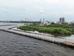 WSBP Pacu Suplai Spun Pile, Progres Proyek Pembangunan Tanggul Pengaman Pantai NCICD Paket 2 Tembus 69%