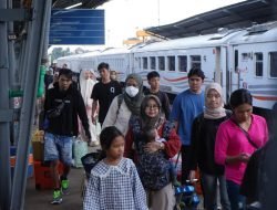 KAI Divre III Palembang Kembali Ingatkan Ketentuan Tiket Kereta Api bagi Anak-anak