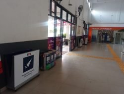 Komitmen Kenyamanan Pelanggan, KAI Divre III Palembang Tambah Fasilitas Pengering Payung di Stasiun