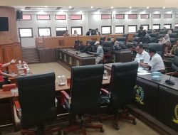 Warga Karanglayung Adukan Mandeknya Ganti Rugi Cipanas ke DPRD Sumedang