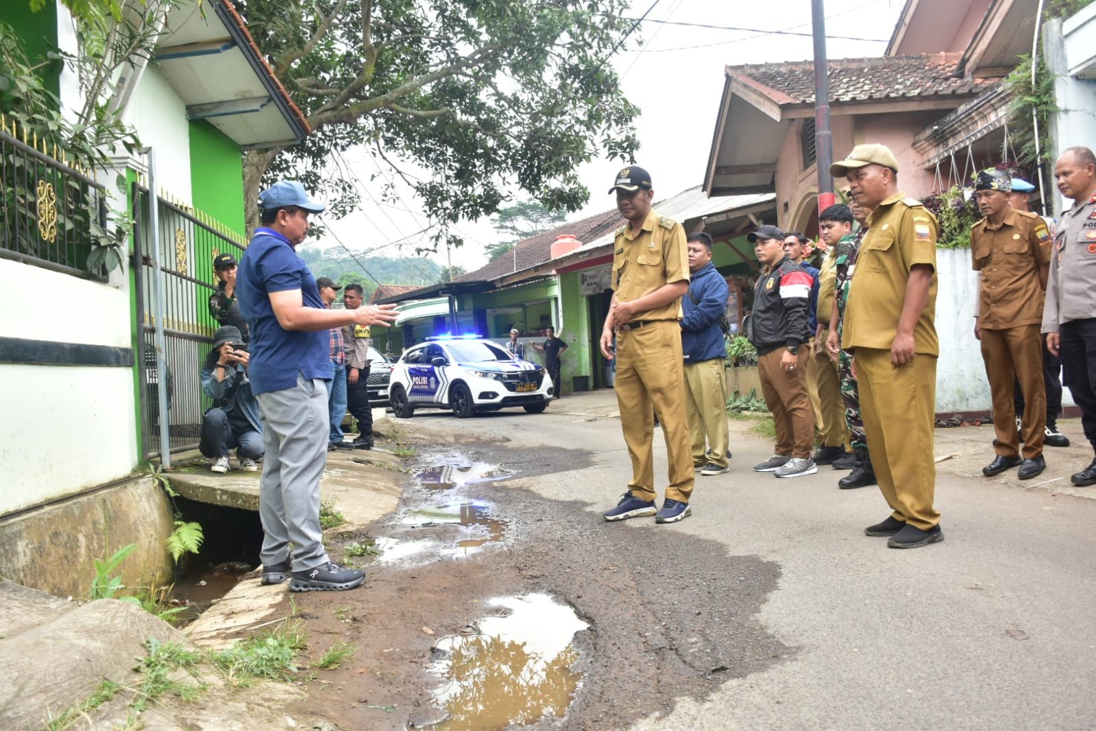 jalan Parakan Muncang Sindulang