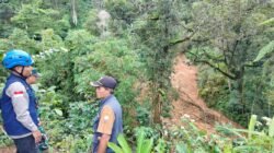 Mitigasi Longsor Cisoka, Pemkab Bersihkan Sungai