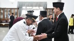 Empat Kades PAW Dilantik, Bupati Dony Tekankan Amanah Pengabdian