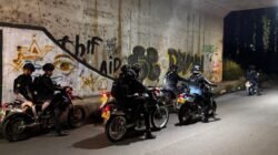 Tim Kujang Amankan Pengendara Ugal-ugalan Saat Patroli Sahur