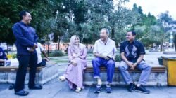 Ngabuburit di Alun-Alun, Jusuf Hamka dan Bupati Dony Borong Takjil