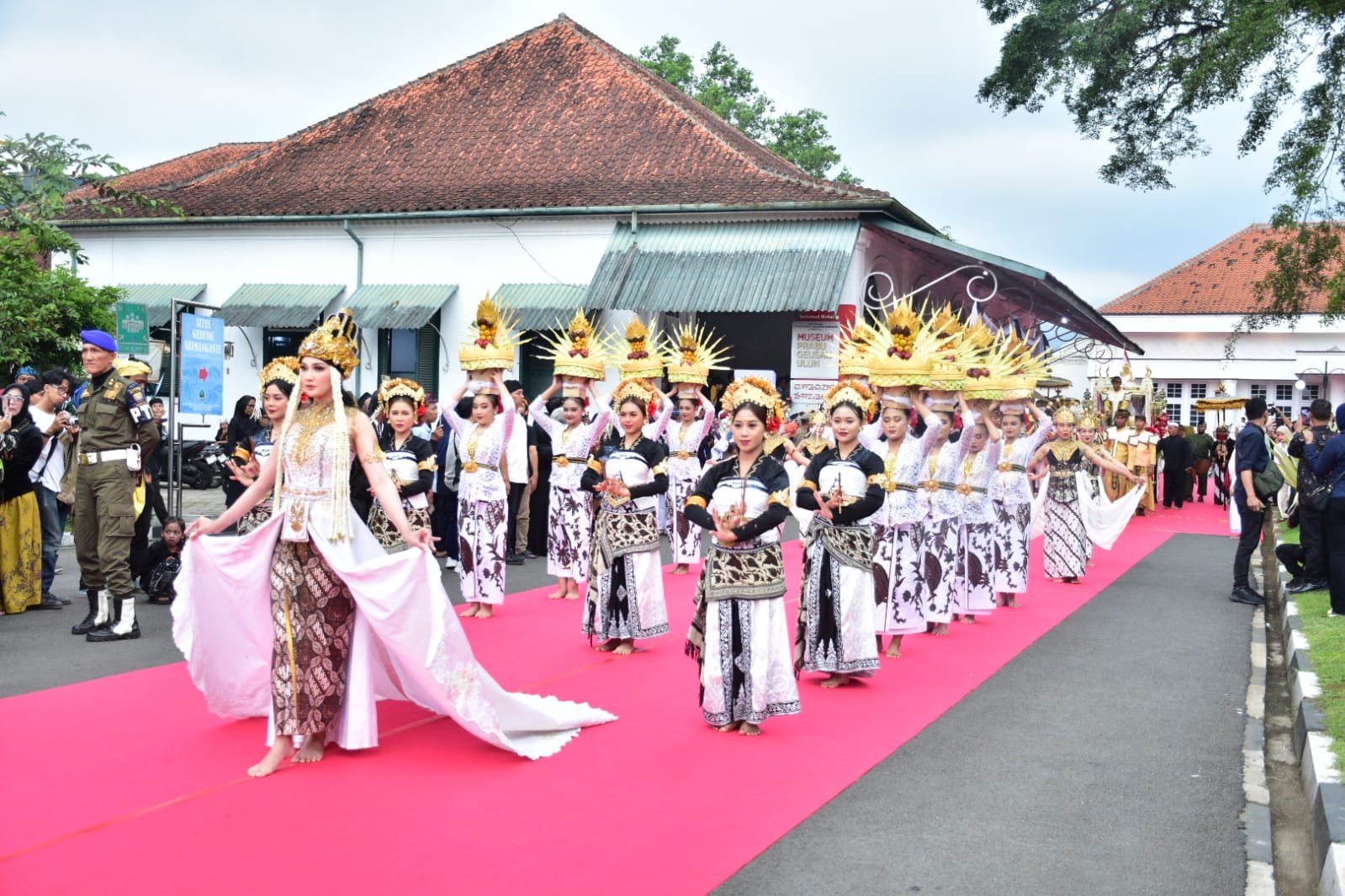 kirab budaya sumedang