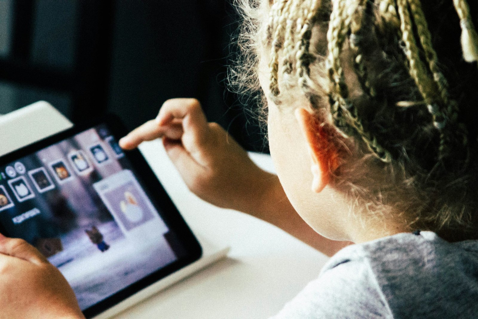 cara mendidik anak di era digital
