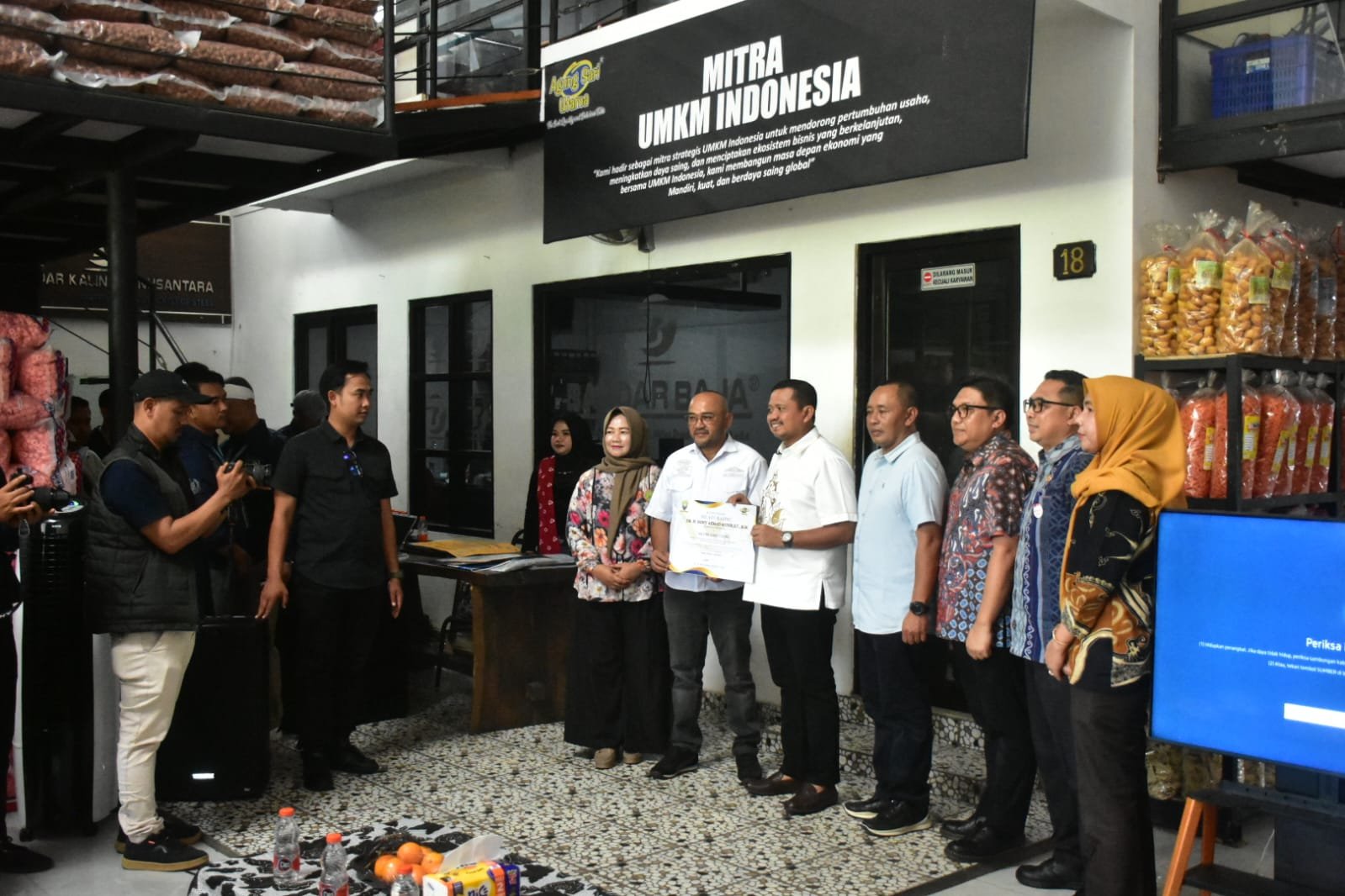 Bupati Dony Gandeng Agung Sari Utama untuk Perluas Pasar UMKM Sumedang