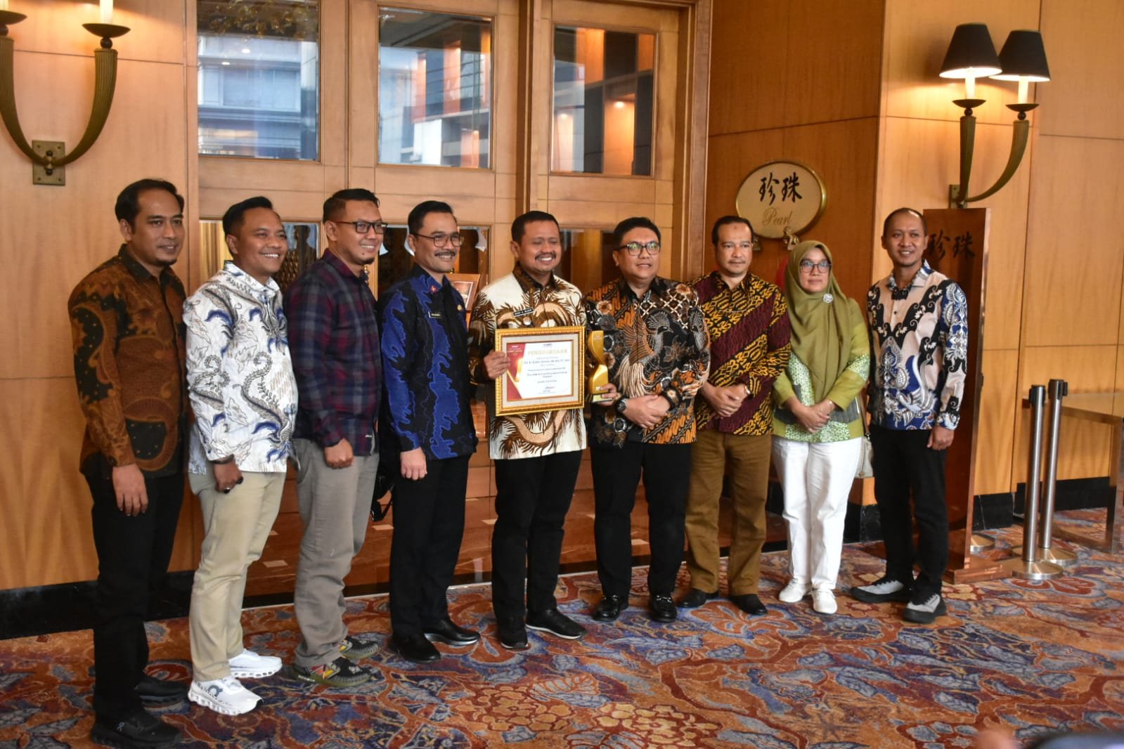 Bupati Dony Raih Disway Top Regional Leader Award 2026