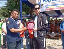 Wabup Fajar Buka Turnamen Bola Voli PKBM Wilayah Timur, Dorong Lahirnya Atlet Berprestasi