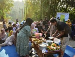 Warga Margalaksana Gelar Syukuran Jalan Baru