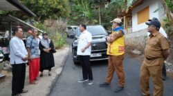 Bupati Dony Tinjau Jalan Sindang Taman- Gembong, 90 Persen Pembangunan Tuntas