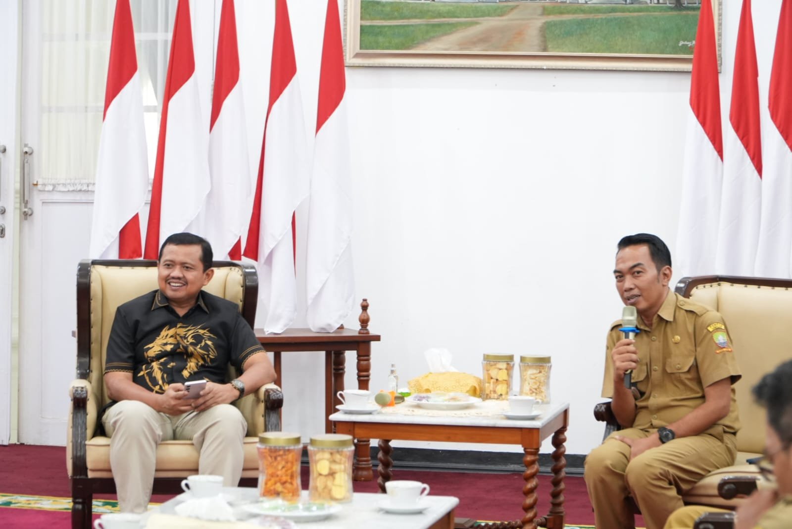 Revitalisasi Alun-Alun Tanjungkerta Sumedang dengan konsep ruang publik modern