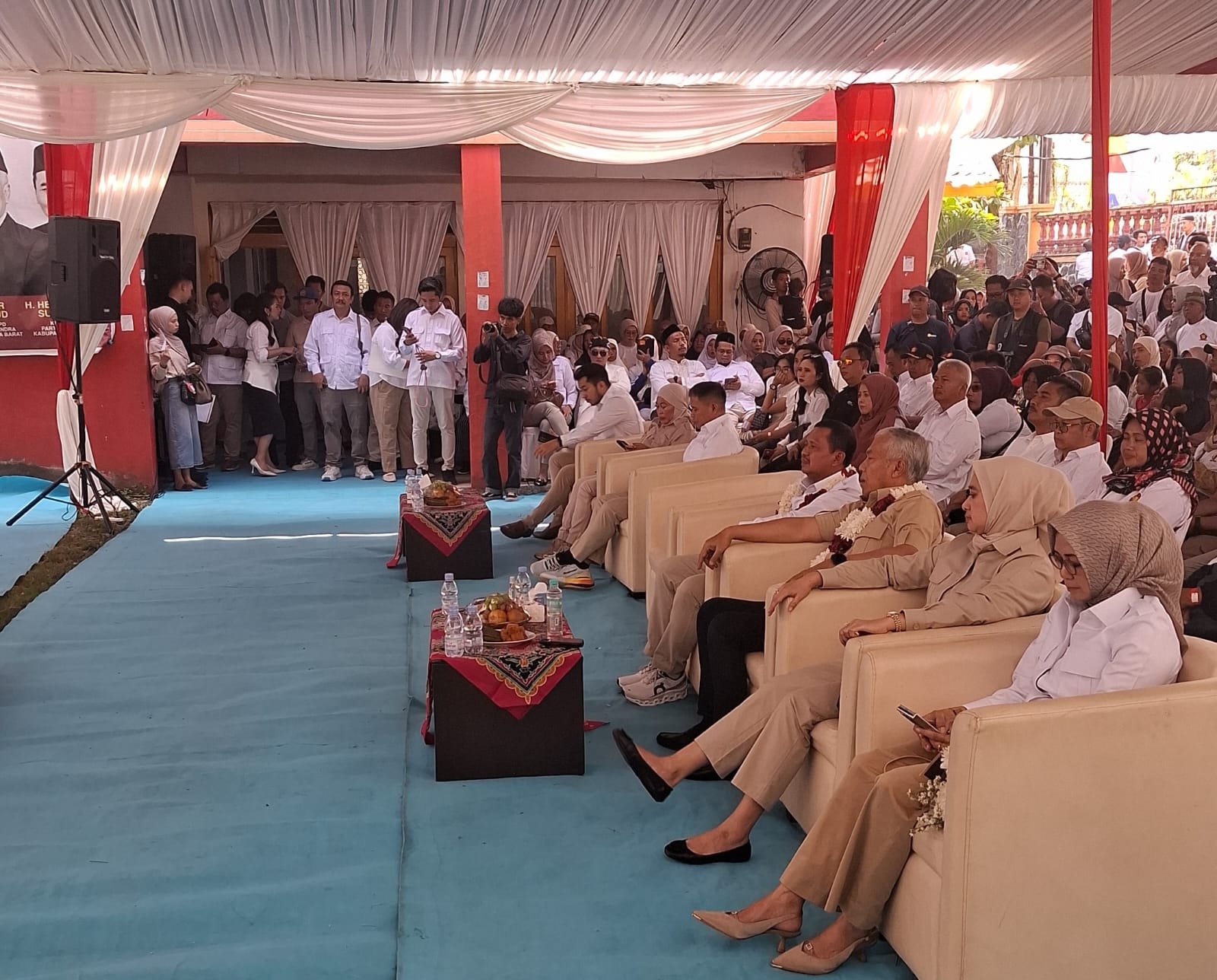 Deklarasi pendaftaran massal anggota baru Partai Gerindra bersama Dony Ahmad Munir di Sekretariat DPC Gerindra Sumedang.